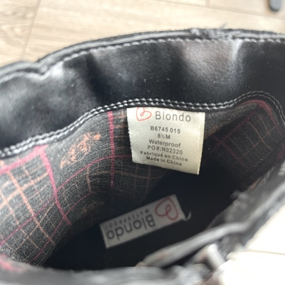 BLONDO - Reilly Waterproof Black Suede Boots - Picture 9 of 11